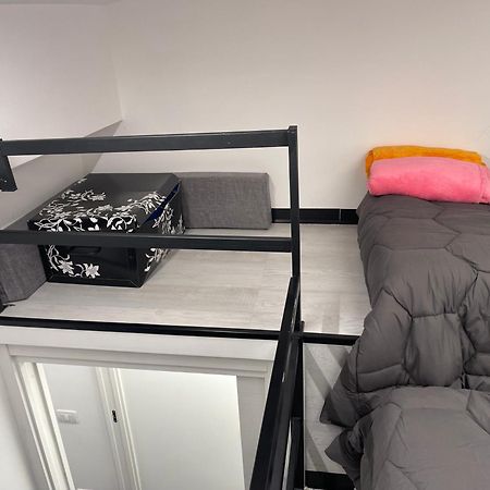 Hotel Lux House Naples Airport Esterno foto