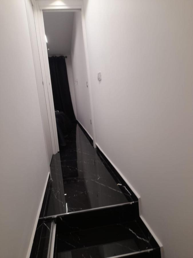 Hotel Lux House Naples Airport Esterno foto