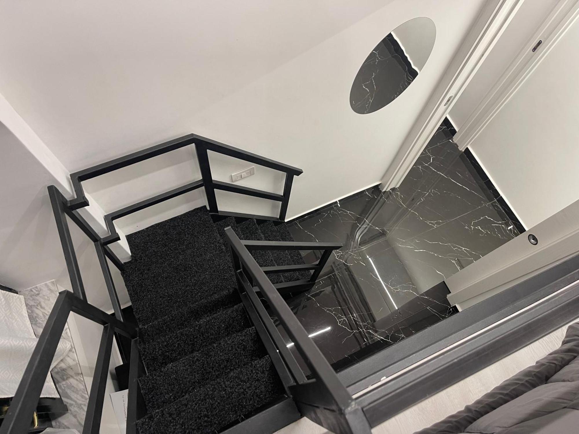 Hotel Lux House Naples Airport Esterno foto